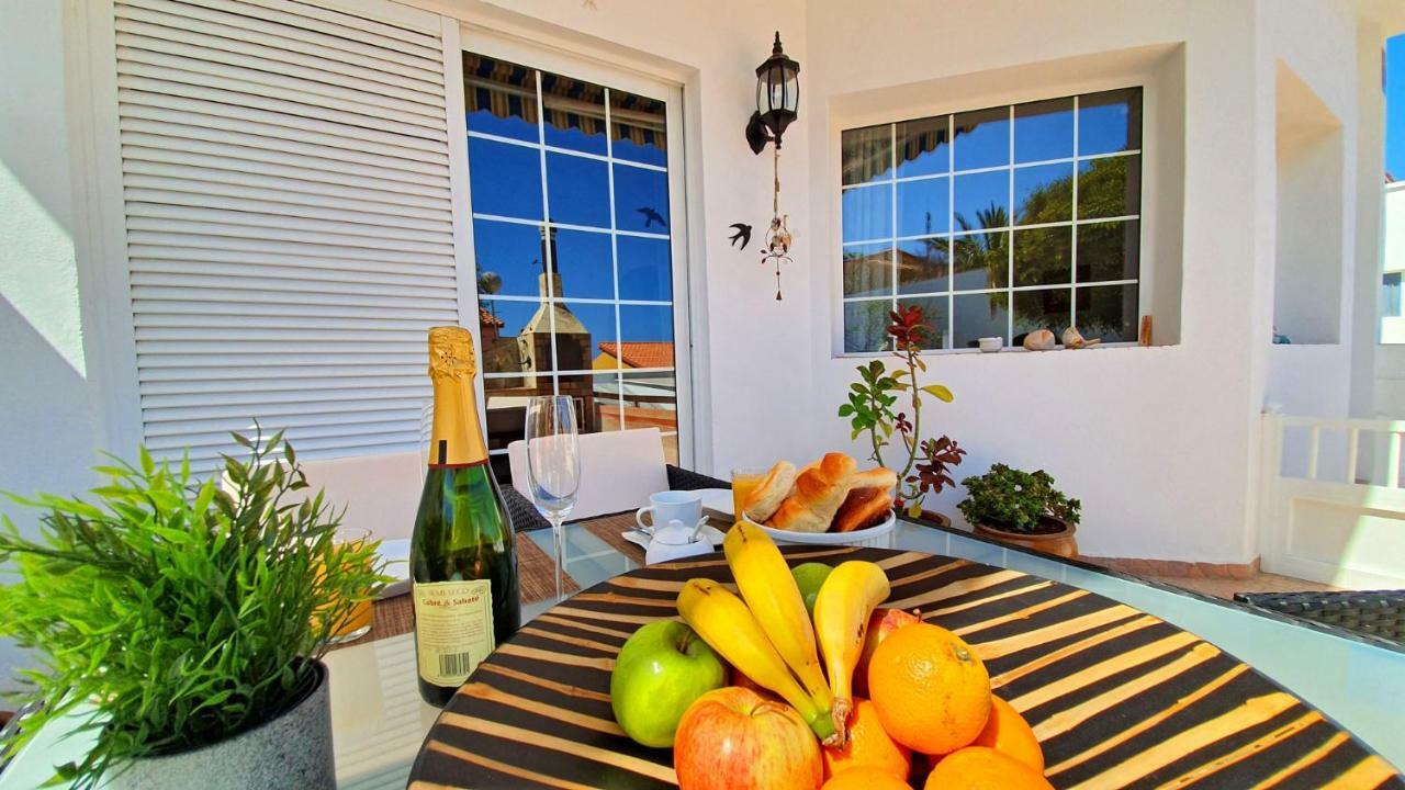 Ferienhaus Casa Blanca - Tarajalejo - Glasfaserinternet - Meerblick Bagian luar foto