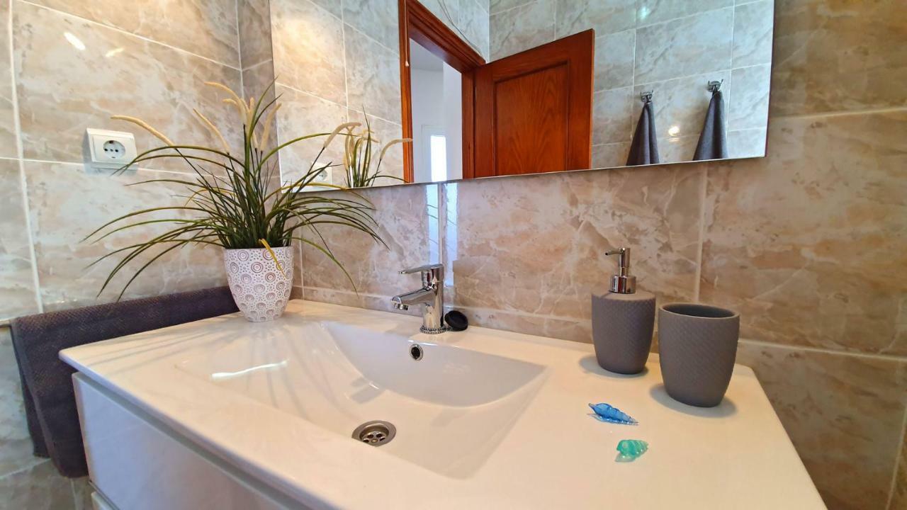 Ferienhaus Casa Blanca - Tarajalejo - Glasfaserinternet - Meerblick Bagian luar foto