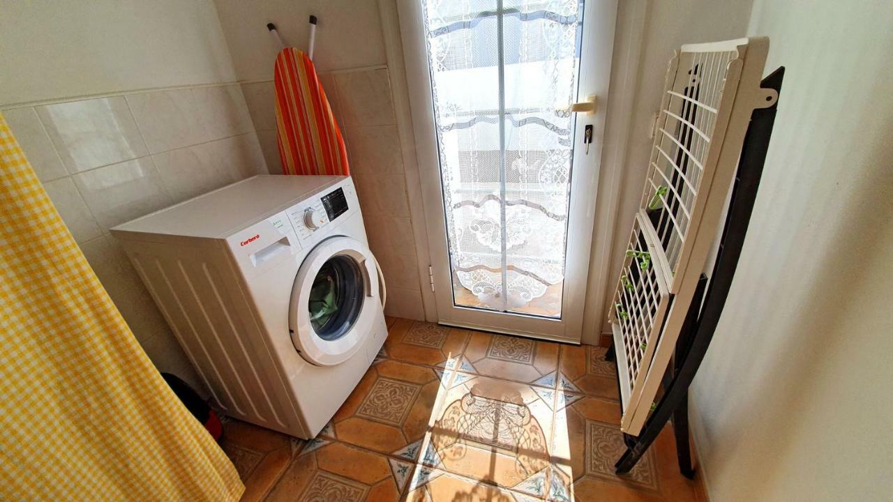 Ferienhaus Casa Blanca - Tarajalejo - Glasfaserinternet - Meerblick Bagian luar foto