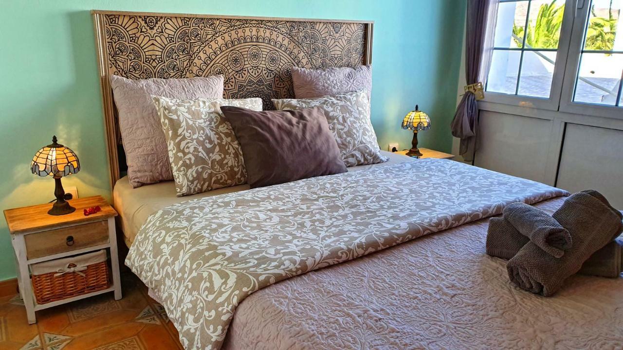 Ferienhaus Casa Blanca - Tarajalejo - Glasfaserinternet - Meerblick Bagian luar foto