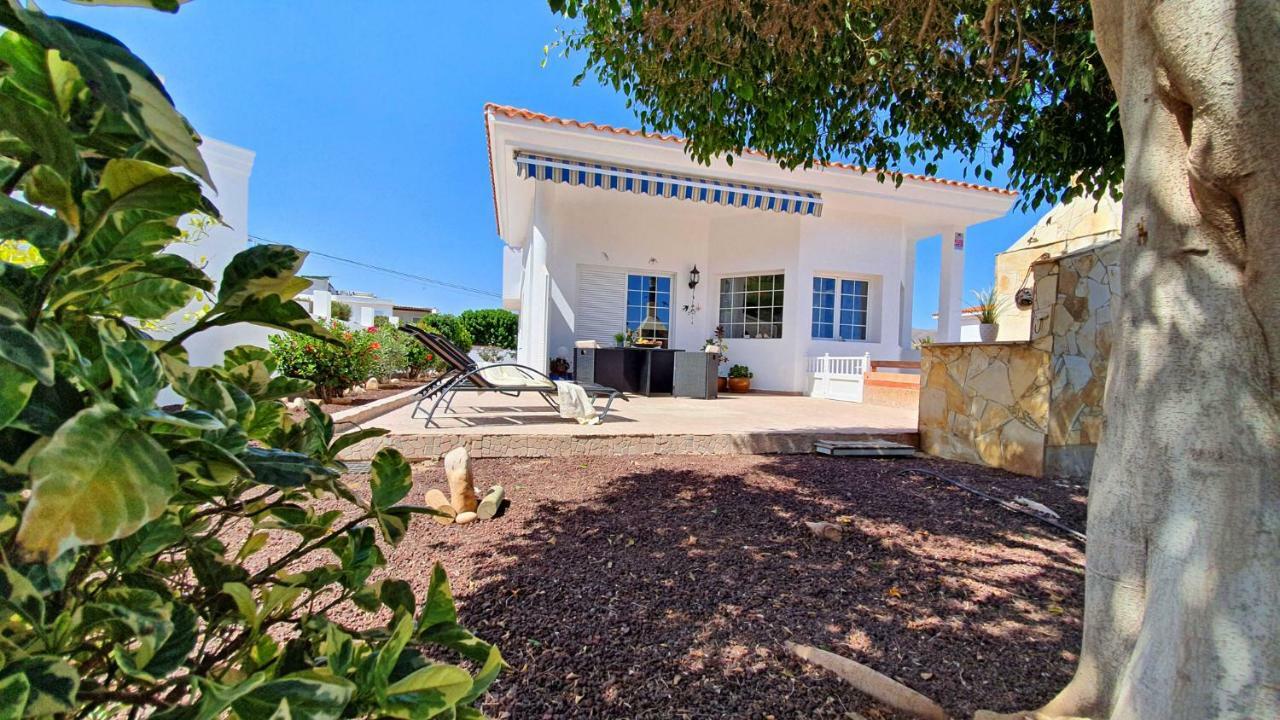 Ferienhaus Casa Blanca - Tarajalejo - Glasfaserinternet - Meerblick Bagian luar foto