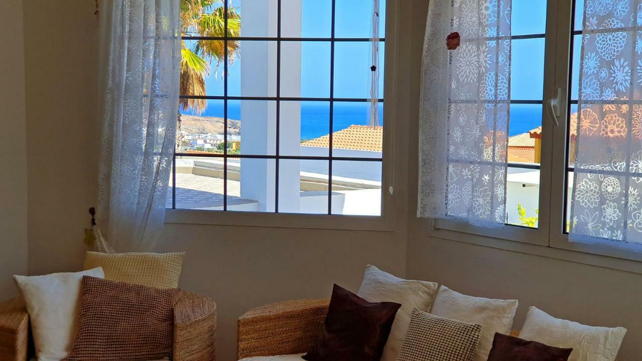 Ferienhaus Casa Blanca - Tarajalejo - Glasfaserinternet - Meerblick Bagian luar foto