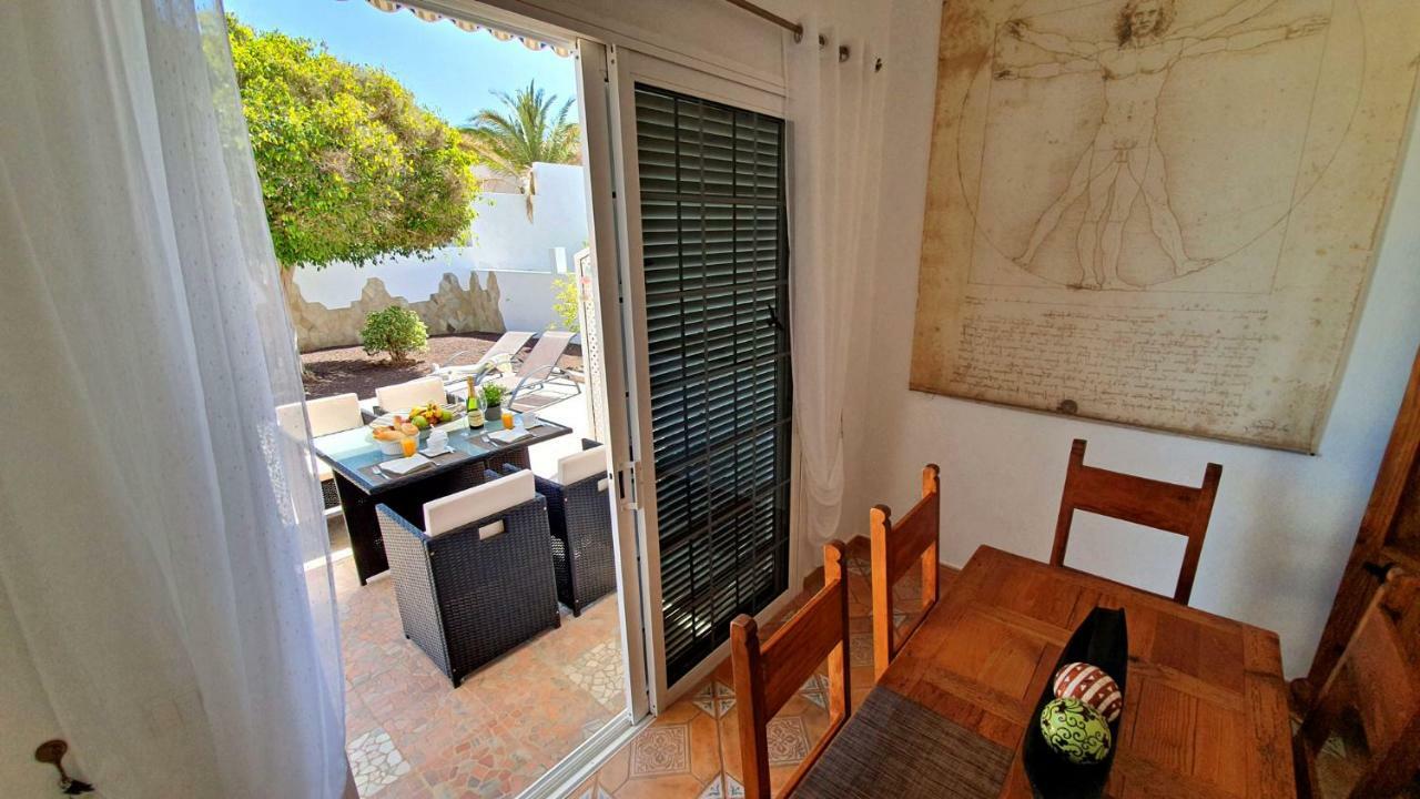 Ferienhaus Casa Blanca - Tarajalejo - Glasfaserinternet - Meerblick Bagian luar foto